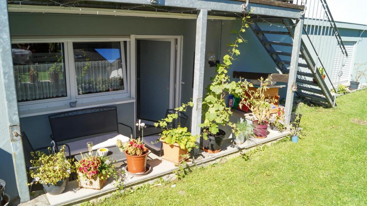 Lejlighed Individual - Zentrale, Ruhige In Innenstadt - Kueche, Parkplatz, Terrasse, Smarttv, Netflix Bitburg