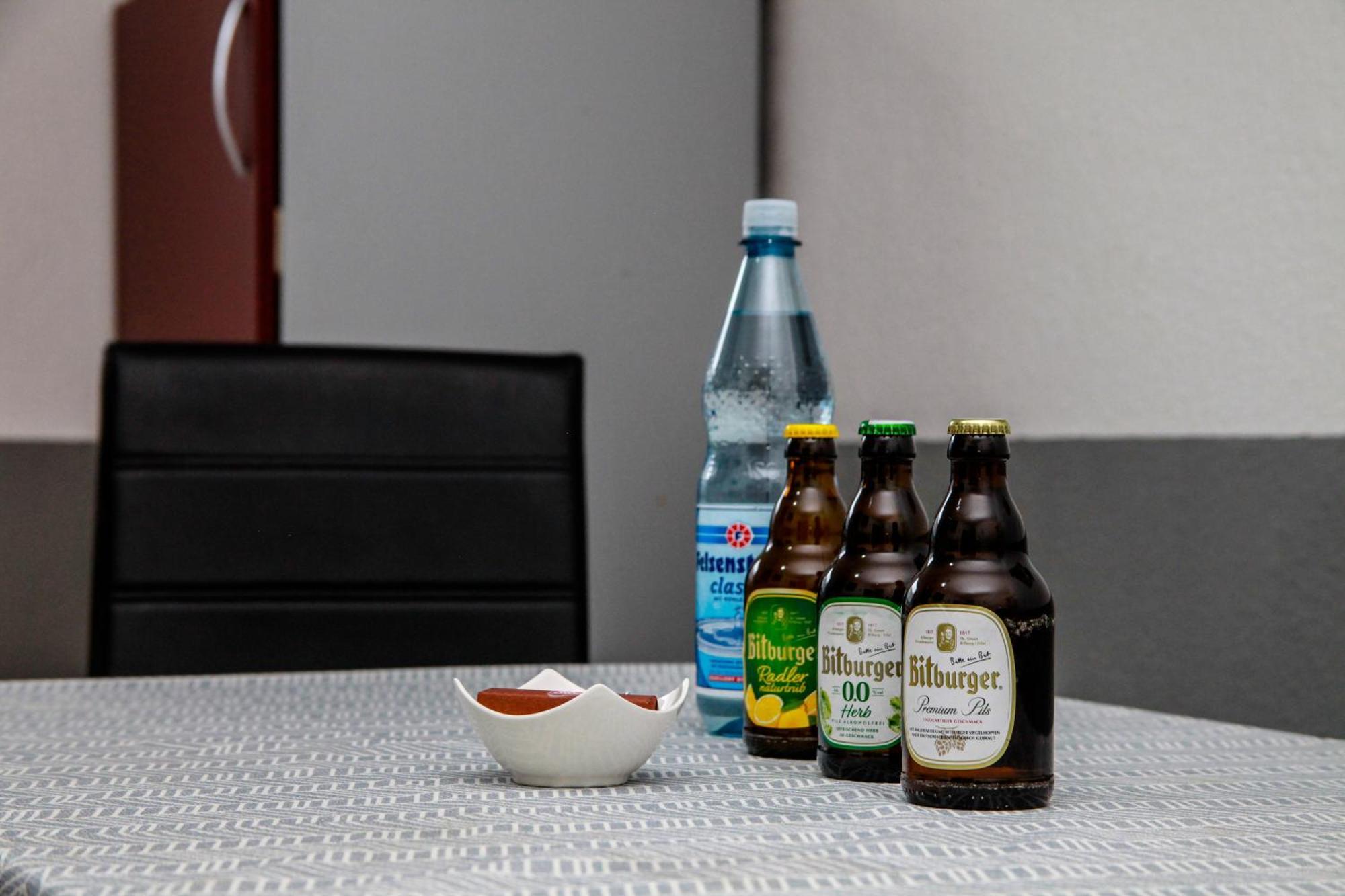 Apartment Individual - Zentrale, Ruhige In Innenstadt - Kueche, Parkplatz, Terrasse, Smarttv, Netflix